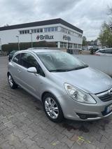 Opel Corsa d 1,2 Liter 2007 - Opel Corsa: Lite