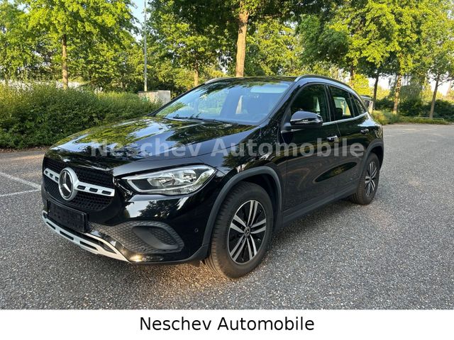 MERCEDES-BENZ GLA 200 d DCT Leder/MBUX/17"Alu SR/17"Alu WR/1Hd