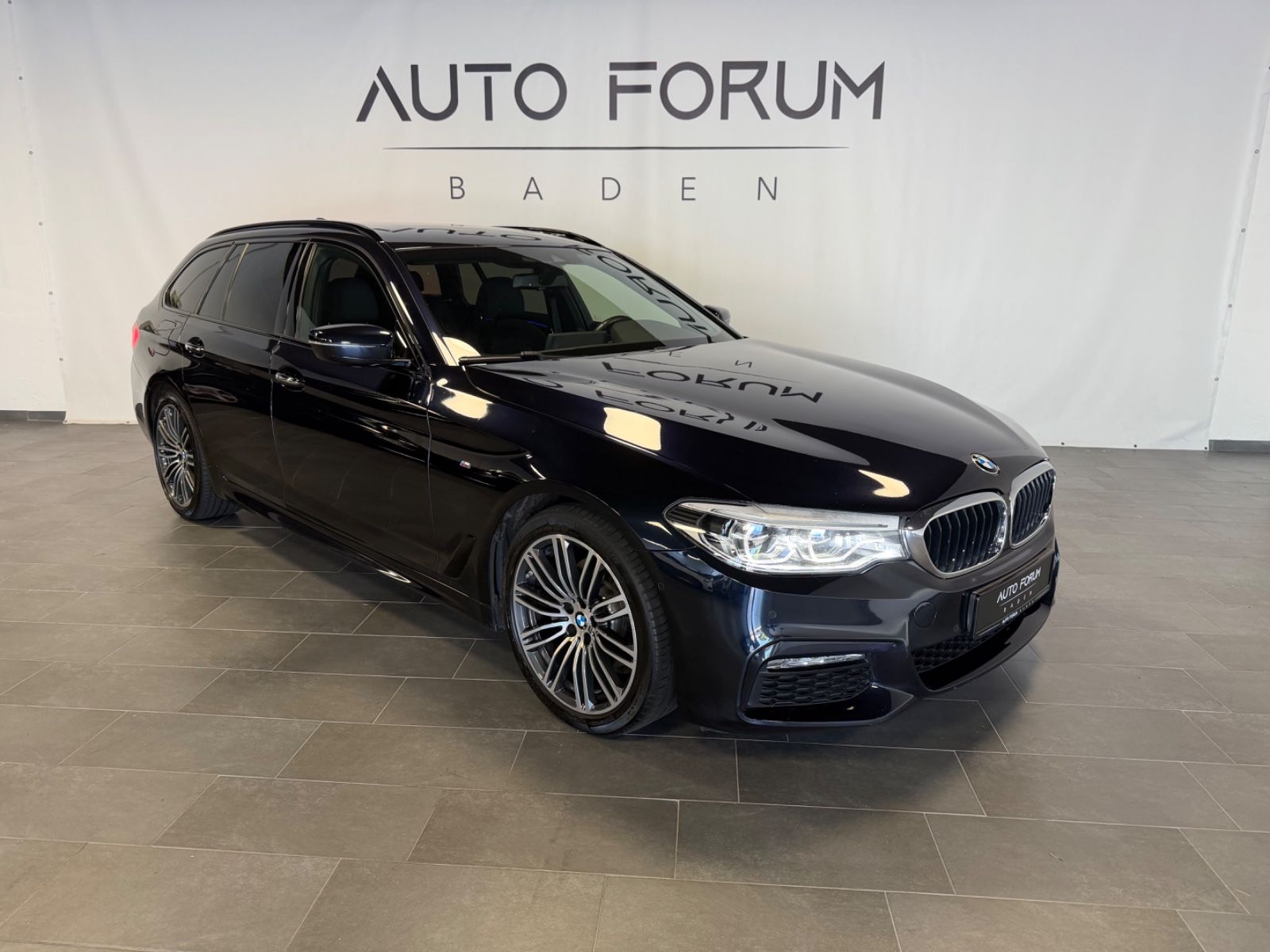 BMW 520d M-Sport*Tour*LED*RFK*Spur*SHZ*Shadow*