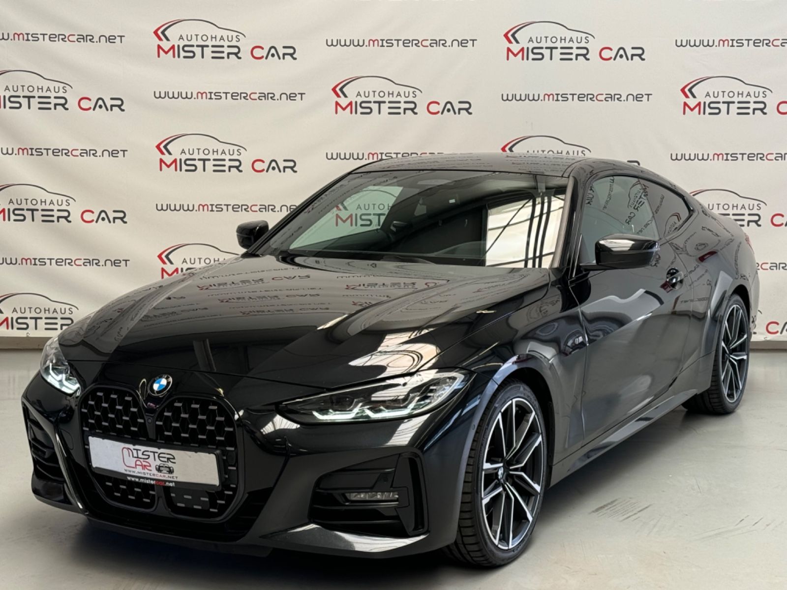 BMW 420d xDrive M Sport DIGI/ACC/LED/360/KEY/HUD/19