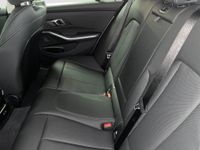 BMW 318 - Vorschau Bild 13