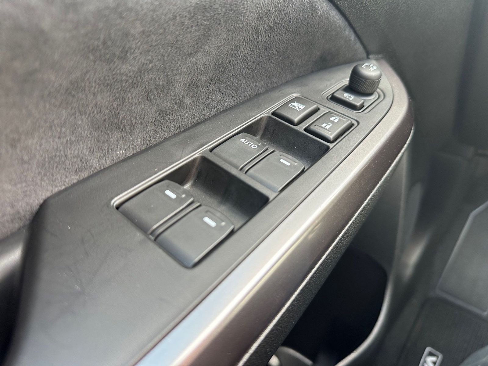 Fahrzeugabbildung Suzuki Vitara 4x4 1.5 ALLGRIP Comfort+ Kamera,LED,Navi