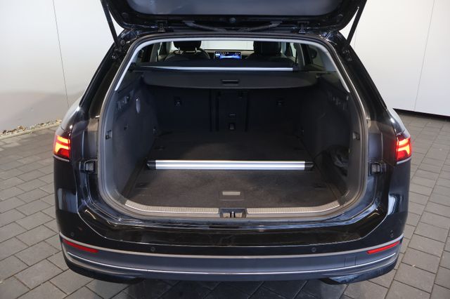 Volkswagen Passat 2.0 TDI Business AID+ACC+SIDE+360°+AHK