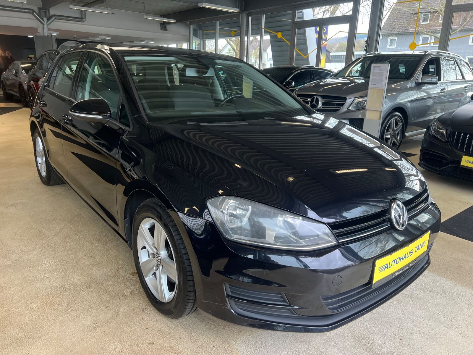 Fahrzeugabbildung Volkswagen Golf VII Lim. 1.6 TDIComfortline *1.HAND*SCHECKH