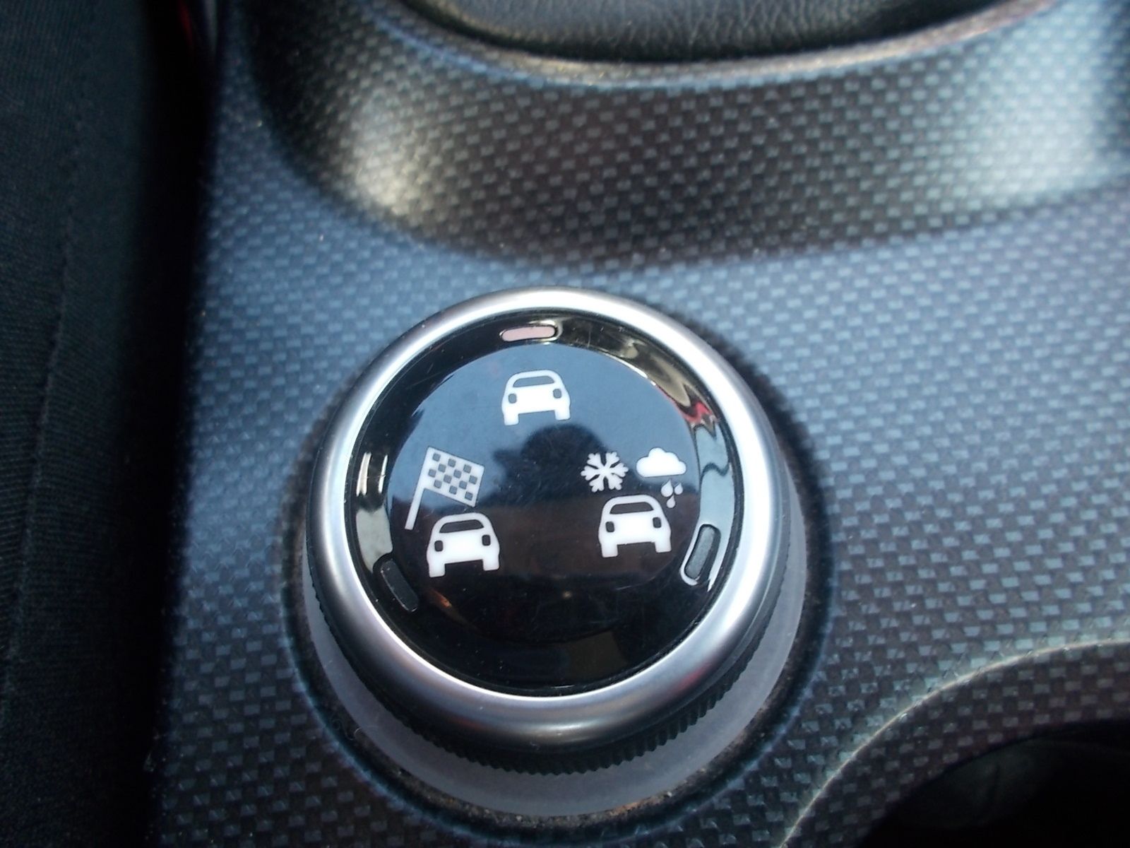 Fahrzeugabbildung Fiat 500X 1.6 E-torQ POP STAR 4x2