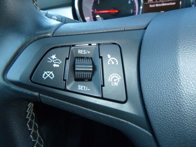 Fahrzeugabbildung Opel Astra K Sports Tourer 1.4 T >AUT/LED/NAVI/PDC