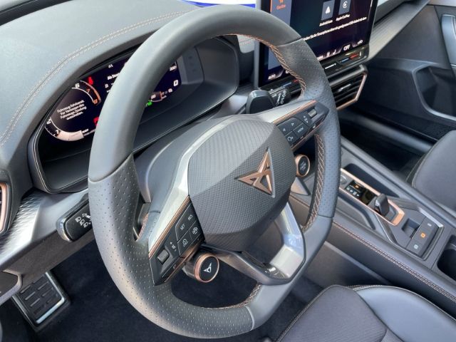 Fahrzeugabbildung CUPRA Formentor 1.5eTSI Autom. AHK, Navi, Sitzheizung,