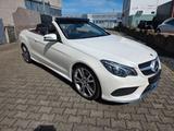 Mercedes-Benz E 220   Cabrio*AMG-PAKET*XENON *KAMERA*9 G - Mercedes-Benz E-Klasse: Cabrio, AMG
