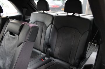 Audi Q7 - 8