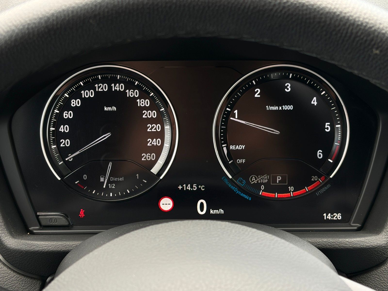 Fahrzeugabbildung BMW X1 sDrive 20d Temp. AHK PANO LED CAM KZG CarPlay