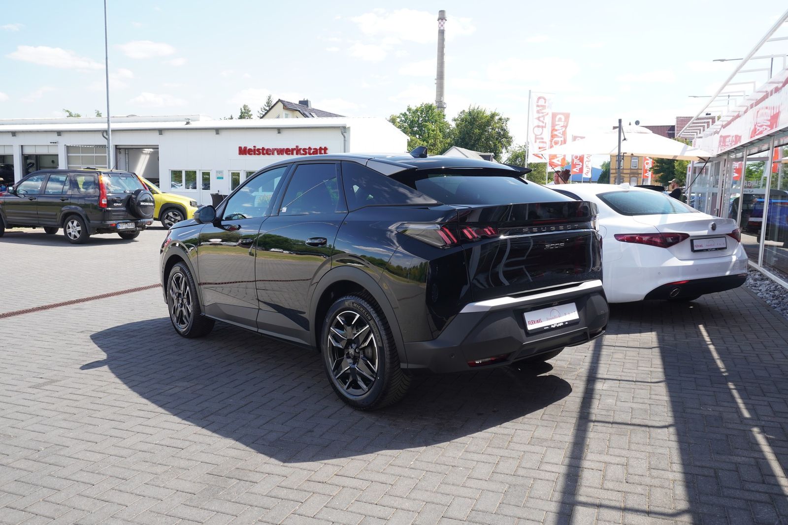 Peugeot 3008 1.2 Hybrid 145 Aut. LED ACC Navi 360° imagem 3