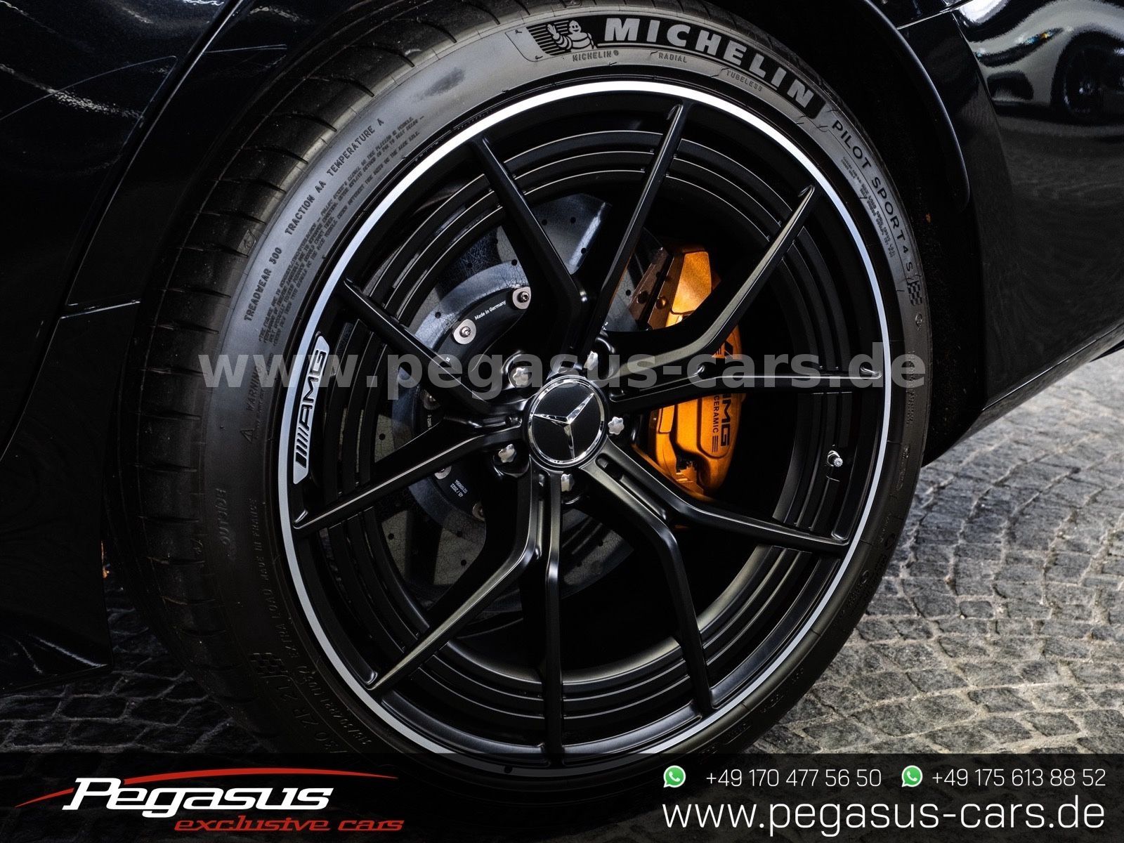 MERCEDES-BENZ AMG GT - 15