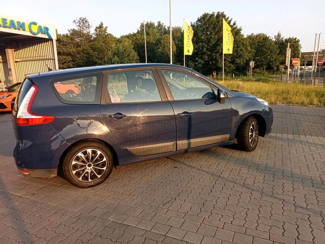 Renault grand scenic