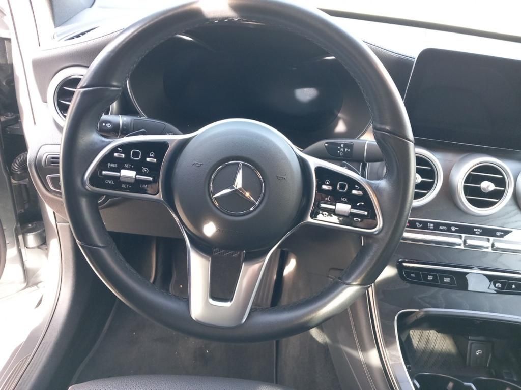 Fahrzeugabbildung Mercedes-Benz GLC 300 e 4MATIC Coupé MULTIBEAM*el.Heckklappe