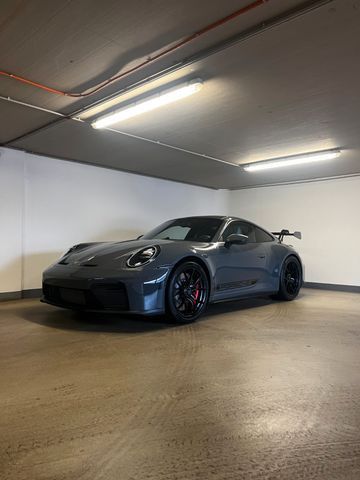 Image of Porsche 992