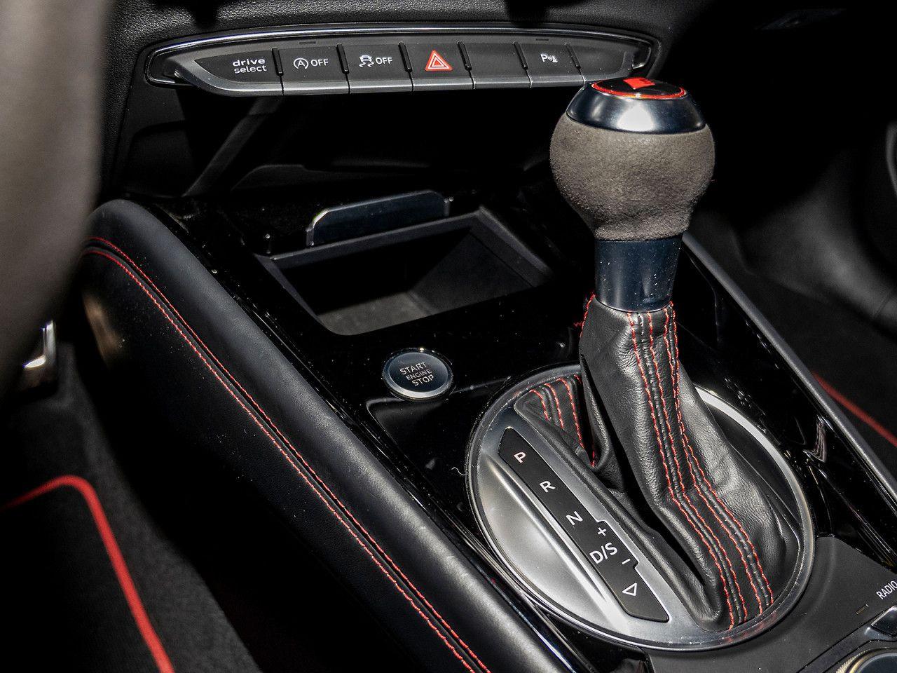 Audi TT Roadster 40 TFSI S line Kamera Keyless 19''
