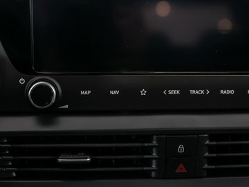 Hyundai i20 1.0 Trend Navi Kamera BOSE Spurhalteassi.