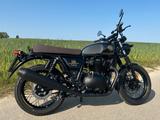 Royal Enfield Limited Edition Interceptor 120 Anniversary - ROYAL ENFIELD TOURER