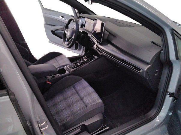 Volkswagen Golf VIII GTE 1.5 TSI DSG eHybrid PANO AHK, миниатюра 4