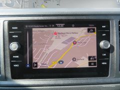 VW Crafter 55 2.0 TDI Kasten MR HD RWD Navi Ahk Rfk VW Crafter 55 2.0 TDI Kasten MR HD RWD Navi Ahk Rfk