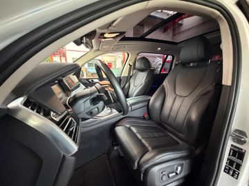 BMW X7 - 12