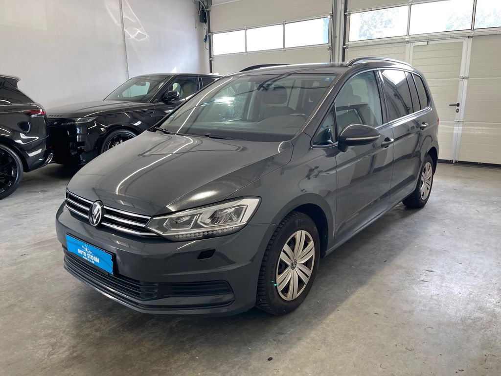 Image of Volkswagen Touran