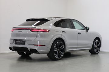 Porsche Cayenne - 5