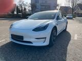 Tesla Model 3 Allradantrieb mit Dualmotor Long Ran... - Tesla Gebrauchtwagen in Bielefeld