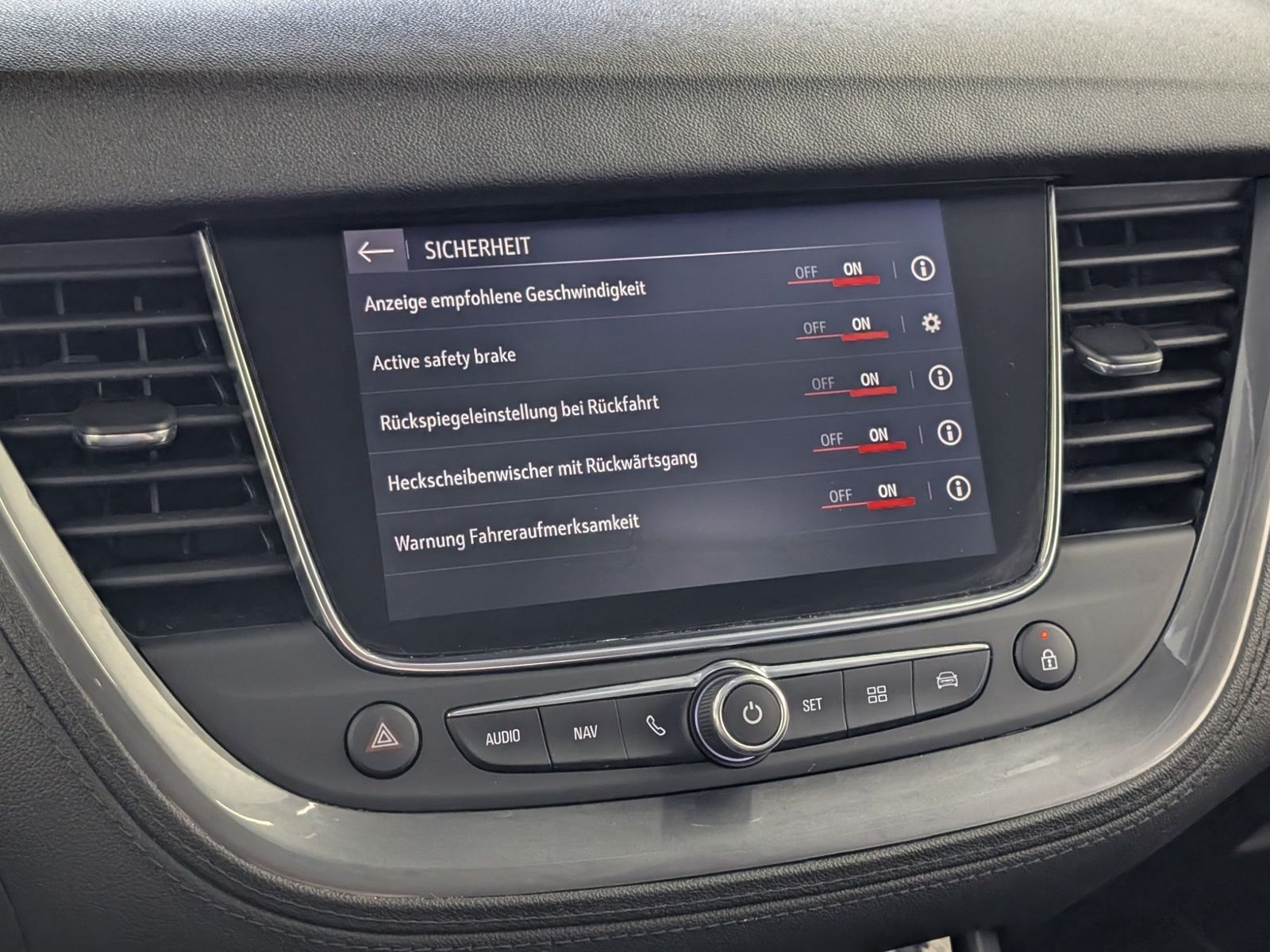 OPEL Grandland X  1.2 Turbo Ultimate Navi SHZ LED – Bild 35