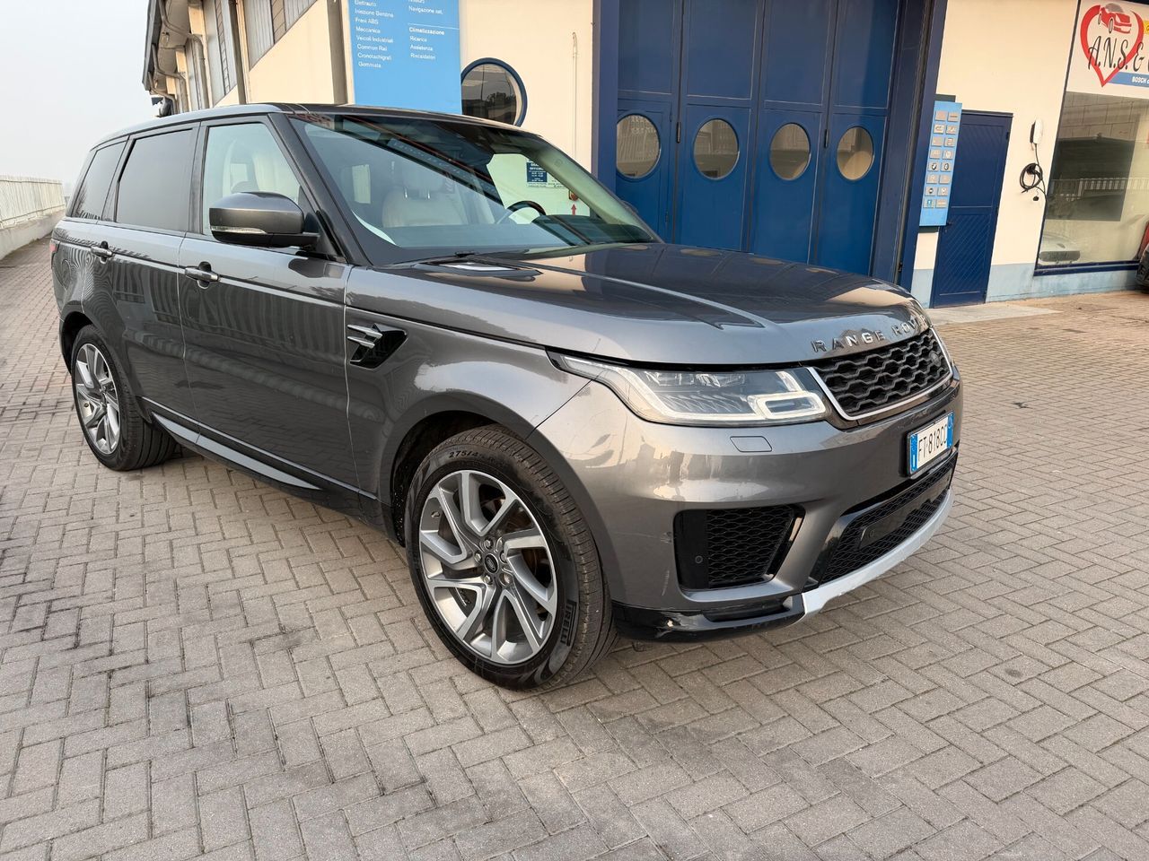 Land Rover Range Sport 3.0 SDV6 HSE Dynamic MOTO imagem 2