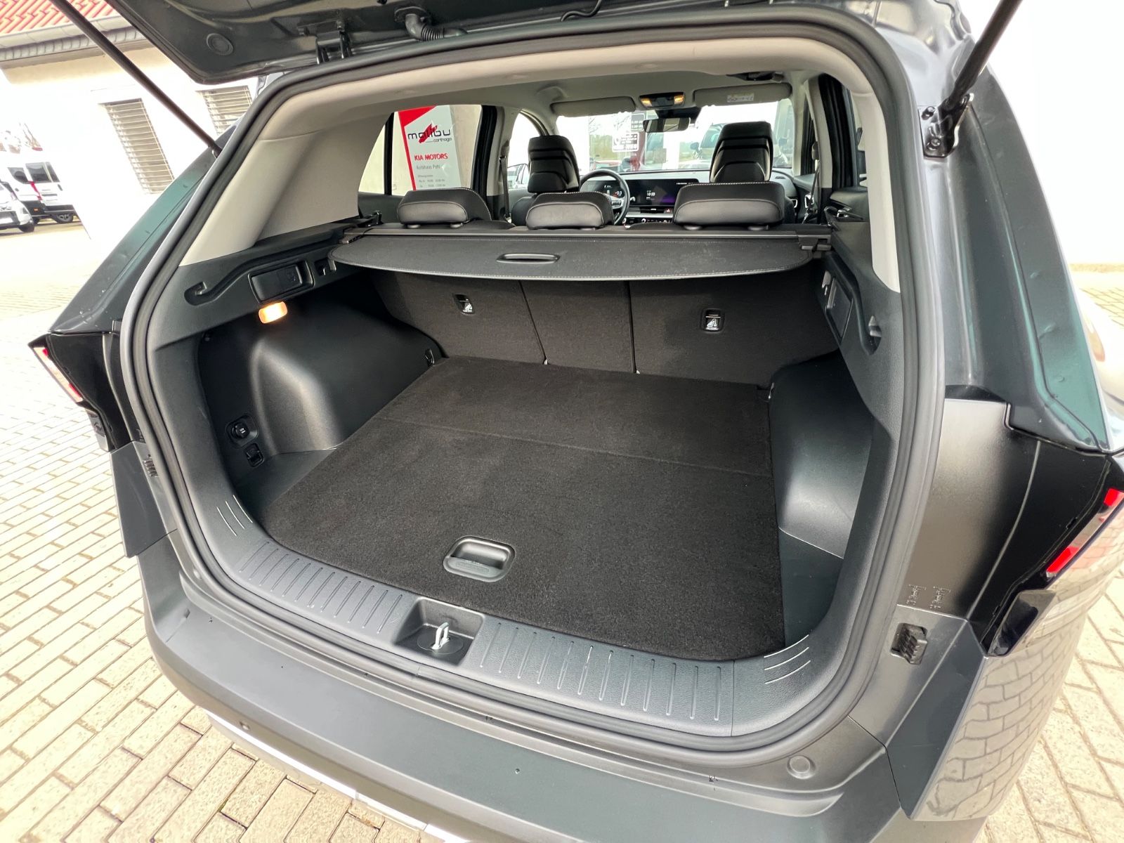 Fahrzeugabbildung Kia Sportage 1.6 T-GDI EcoDyn. 118kW Vision DCT AWD