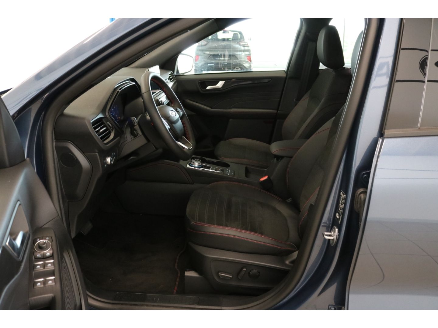 Fahrzeugabbildung Ford Kuga -PHEVEU6d Plug-In Hybrid ST-Line X 2.5 Dura