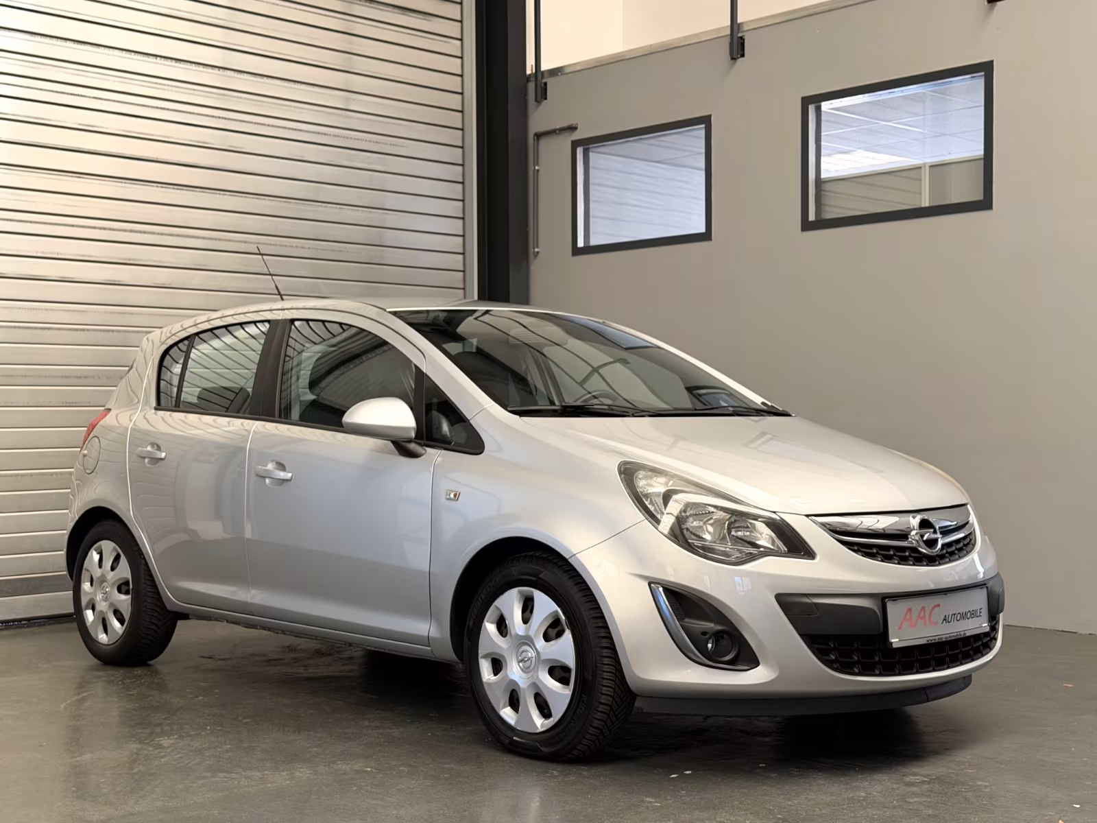 Opel Corsa D Energy Teilleder/Allwetterreifen/Klima