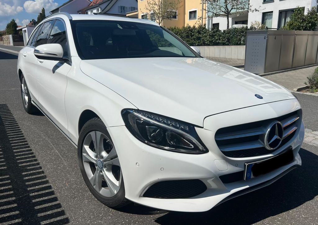 Image of Mercedes-Benz 220