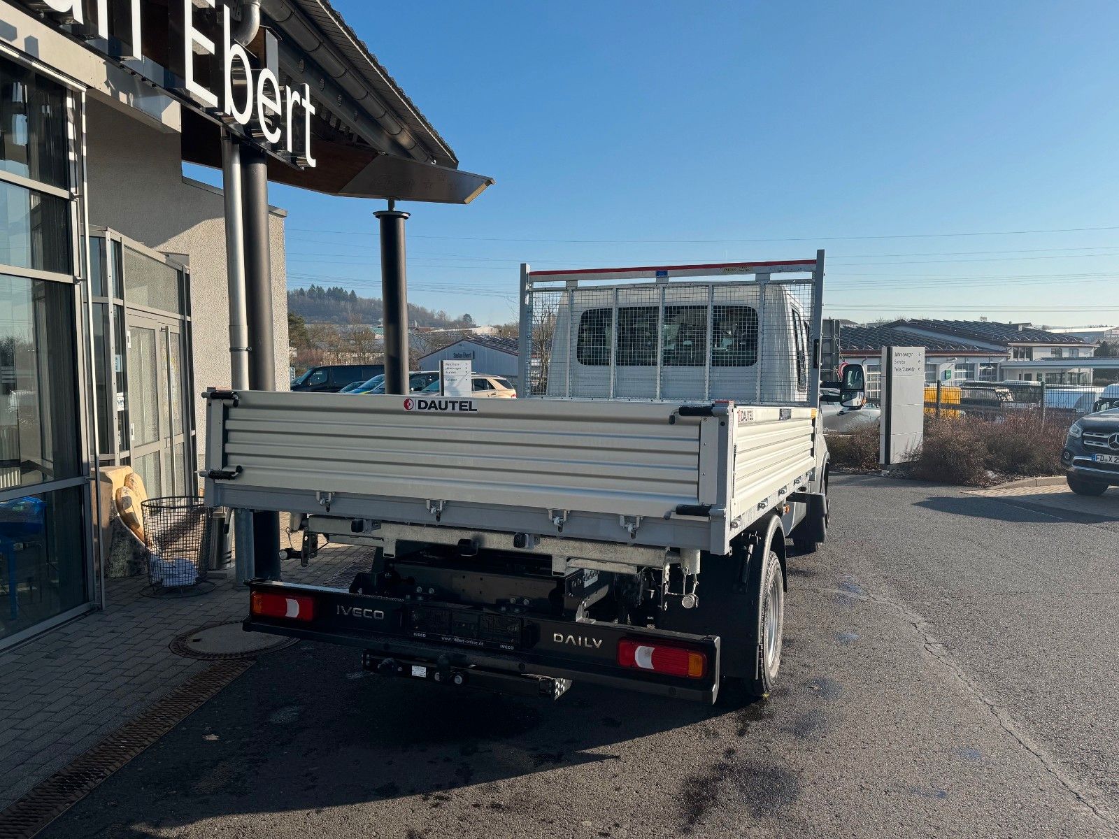 Fahrzeugabbildung Iveco Daily 70C18 H 3.0L *R3.750mm*AHK*Sperre*Standh*