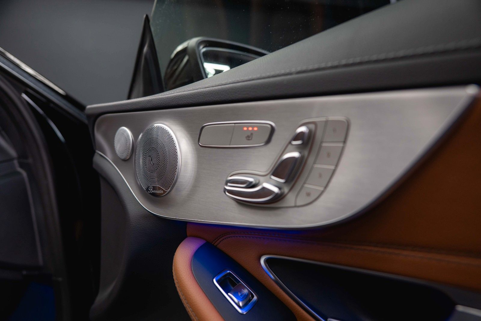 Fahrzeugabbildung Mercedes-Benz C 43 AMG Coupe 4Matic*LED*Virtual*Pano*Burmester