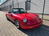 Alfa Romeo Spider 2,0 - rote Alfa Romeo Spider