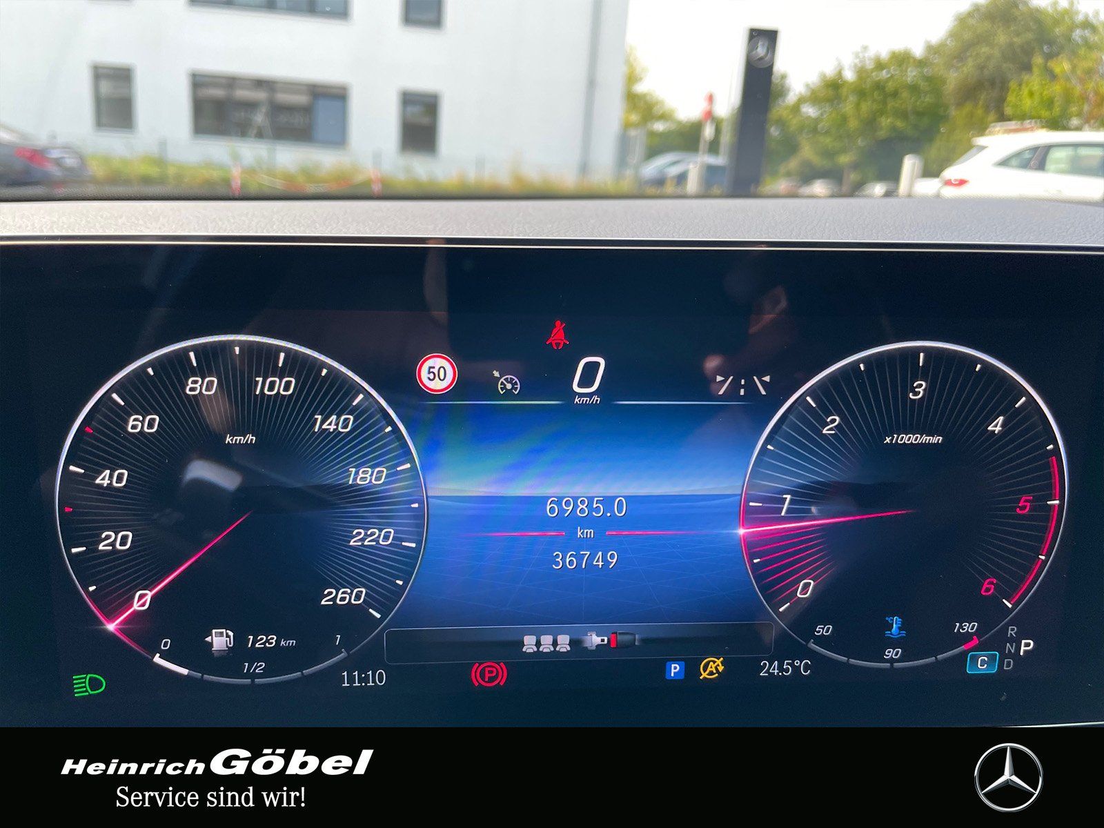 Fahrzeugabbildung Mercedes-Benz CLA 200 d AMG+AHK+360°+SPUR-P+AMBIENTE+CARPLAY