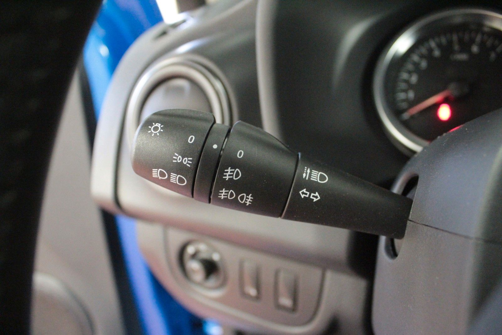 Fahrzeugabbildung Dacia Sandero TCe 90 Stepway Prestige *Media-Nav*