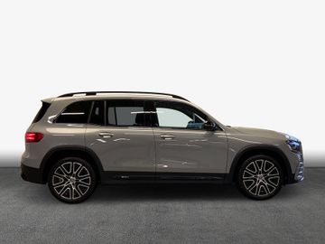 Mercedes GLB 180 - 4