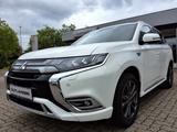 Mitsubishi Outlander PHEV Spirit *4WD,AHK,Leder,Standh.360° - Mitsubishi Plug-in Hybrid Outlander aus 2020