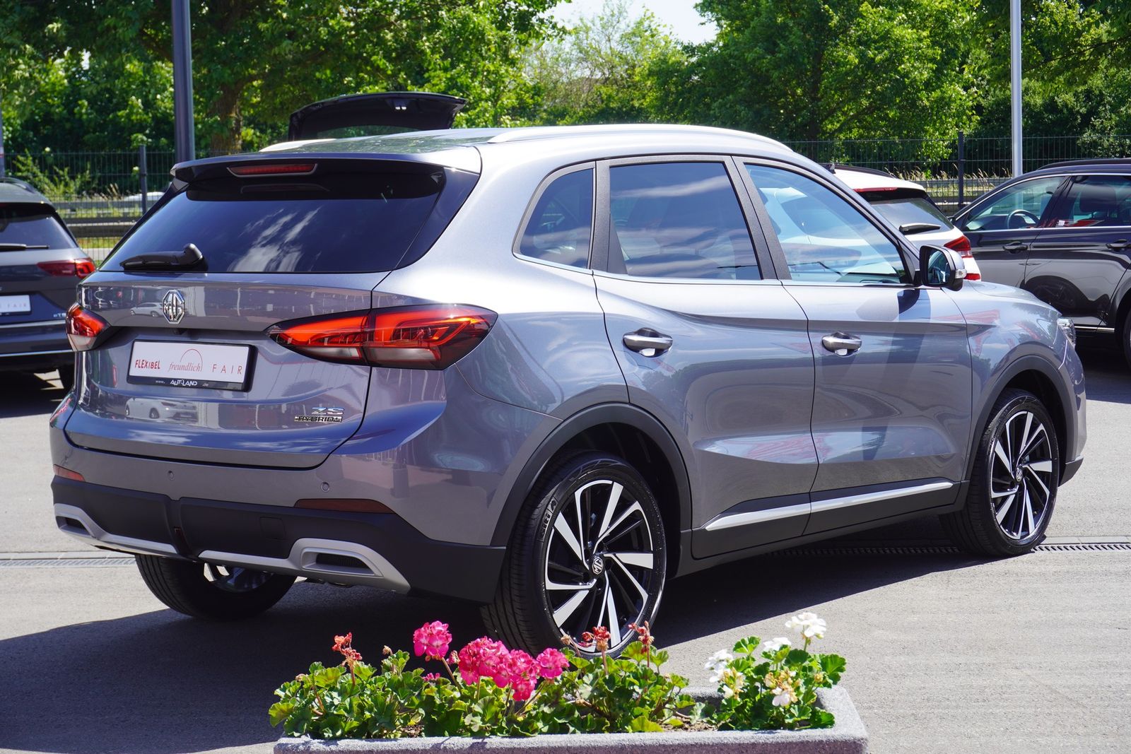 MG ZS