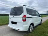 Ford Tourneo Courier 1.0 EcoBoost 74kW Titanium T... - weiße Ford Tourneo Courier