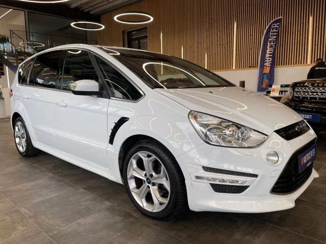 Ford S-MAX 2.0 TDCi Titanium *PANO*AHK*NAVI*SHZ*ACC*