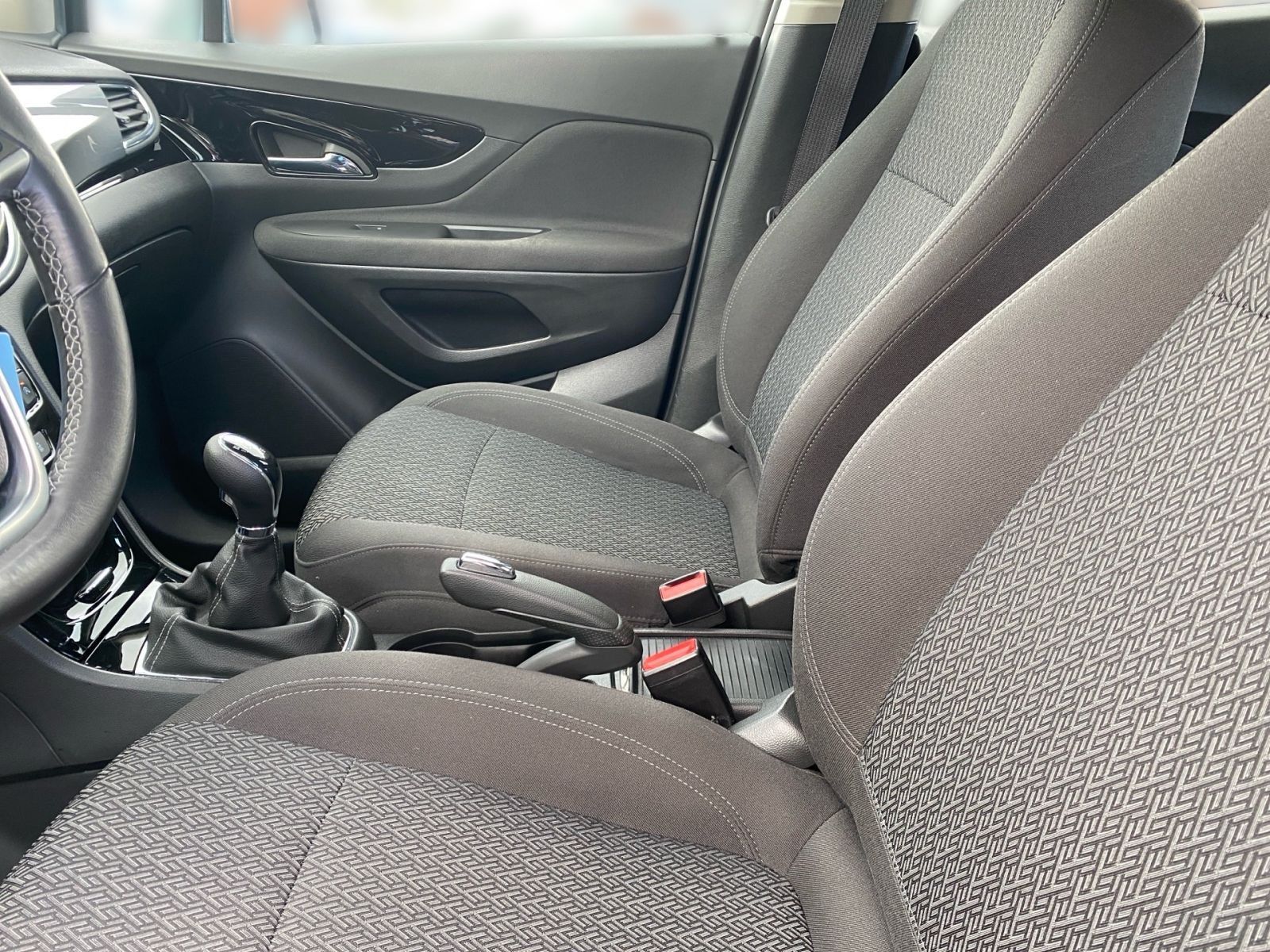 Fahrzeugabbildung Opel Mokka X 1.4 Turbo Selection *AHK*8fach bereift*