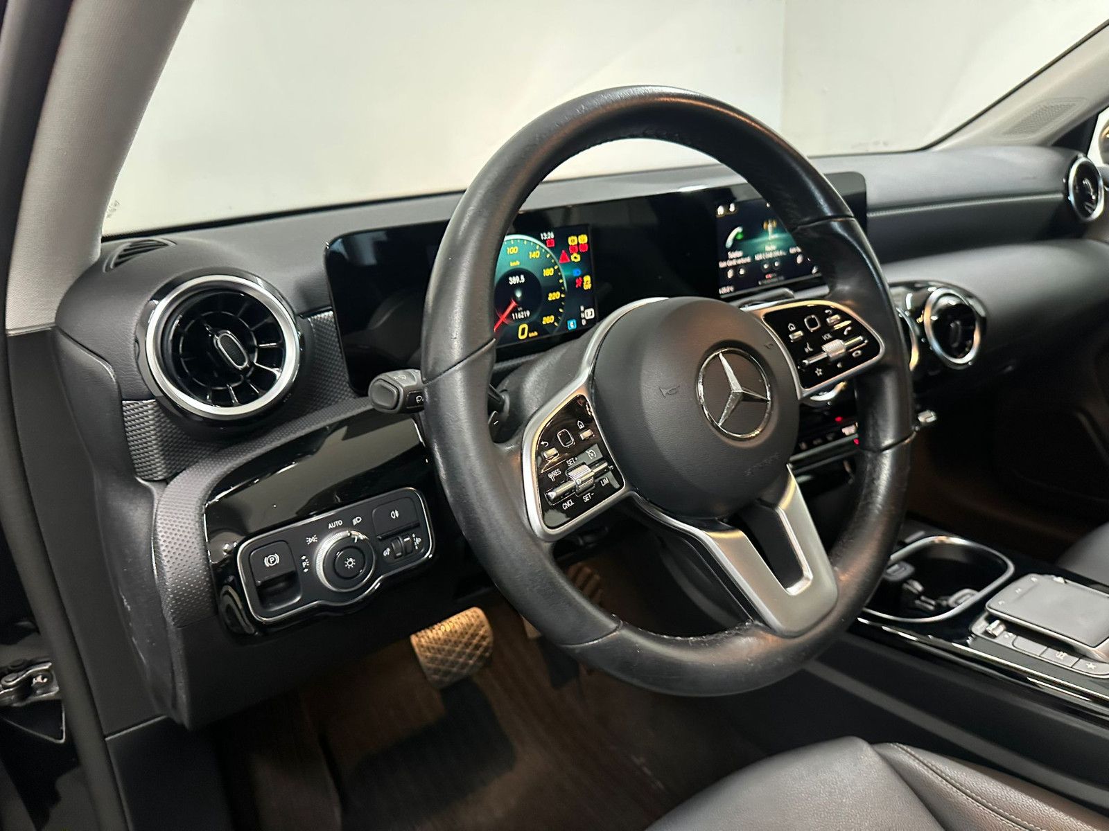 Fahrzeugabbildung Mercedes-Benz A 200 d Progressive *KLIMA*SPURHALT*