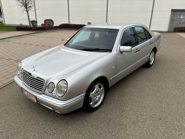 Mercedes-Benz E 280 Avantgarde, Zweite Hand, W210 ohne Rost