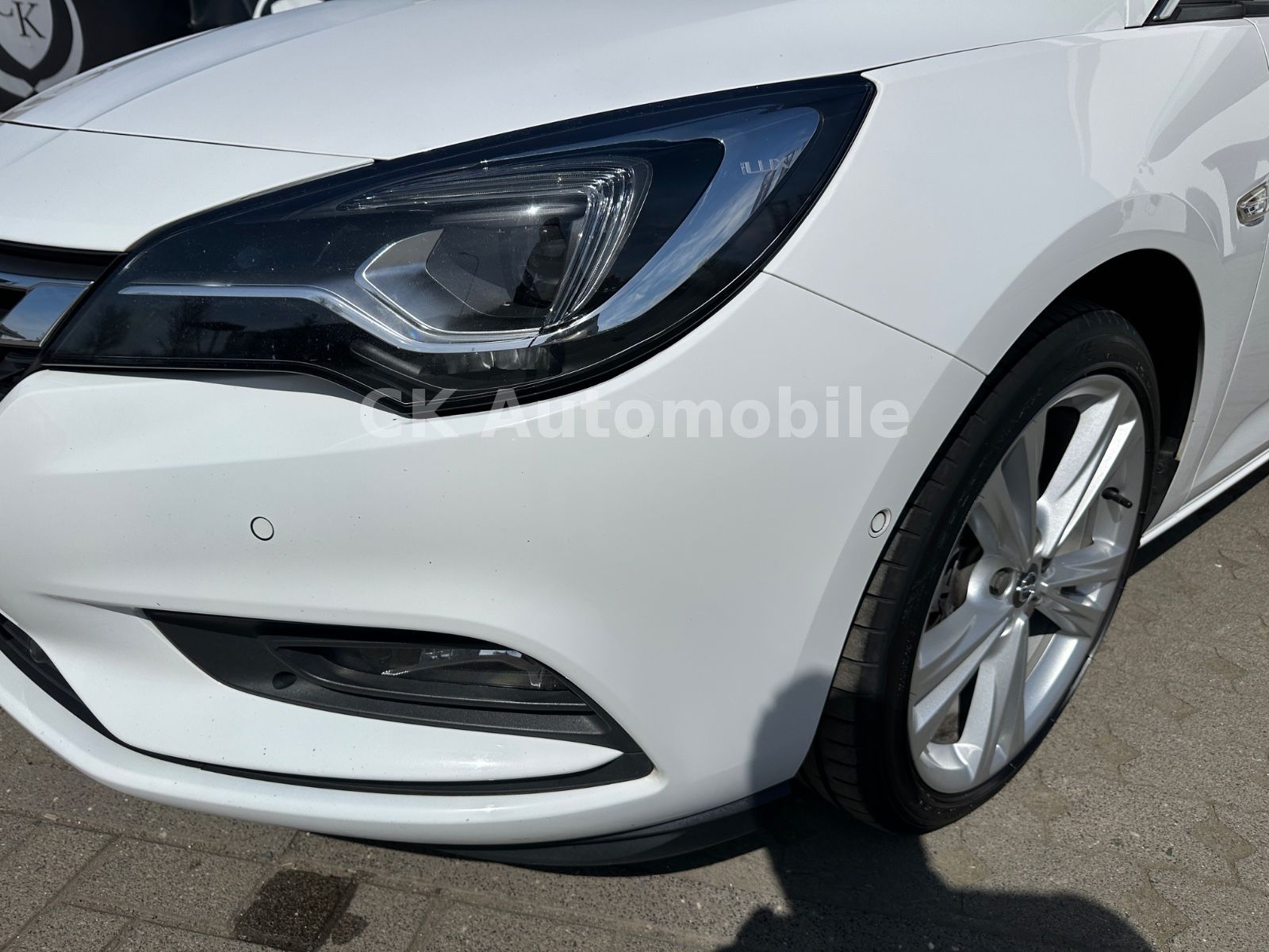 Fahrzeugabbildung Opel Astra K 1.6 Turbo Dynamic Autom./Navi/LED/ACC