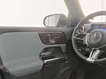 2025 Mercedes-BENZ EQB — фото 10
