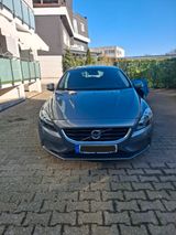 Volvo V40 T2 YOU!  BJ 2014  113K KM - Volvo V40 in Essen